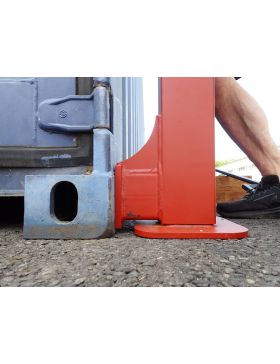 MARTINETTO DI SOLLEVAMENTO PER CONTAINER CON AGGANCIO AI BLOCCHI D'ANGOLO ISO 1161