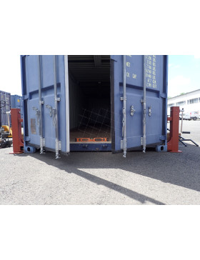 MARTINETTO DI SOLLEVAMENTO PER CONTAINER CON AGGANCIO AI BLOCCHI D'ANGOLO ISO 1161