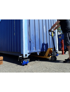 MARTINETTO DI SOLLEVAMENTO PER CONTAINER CON AGGANCIO AI BLOCCHI D'ANGOLO ISO 1161