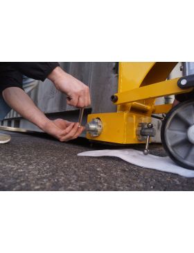 TRANSPALLET PER CONTENITORE A FISSAGGIO LATERALE - LOTTO DESTRO SINISTRO
